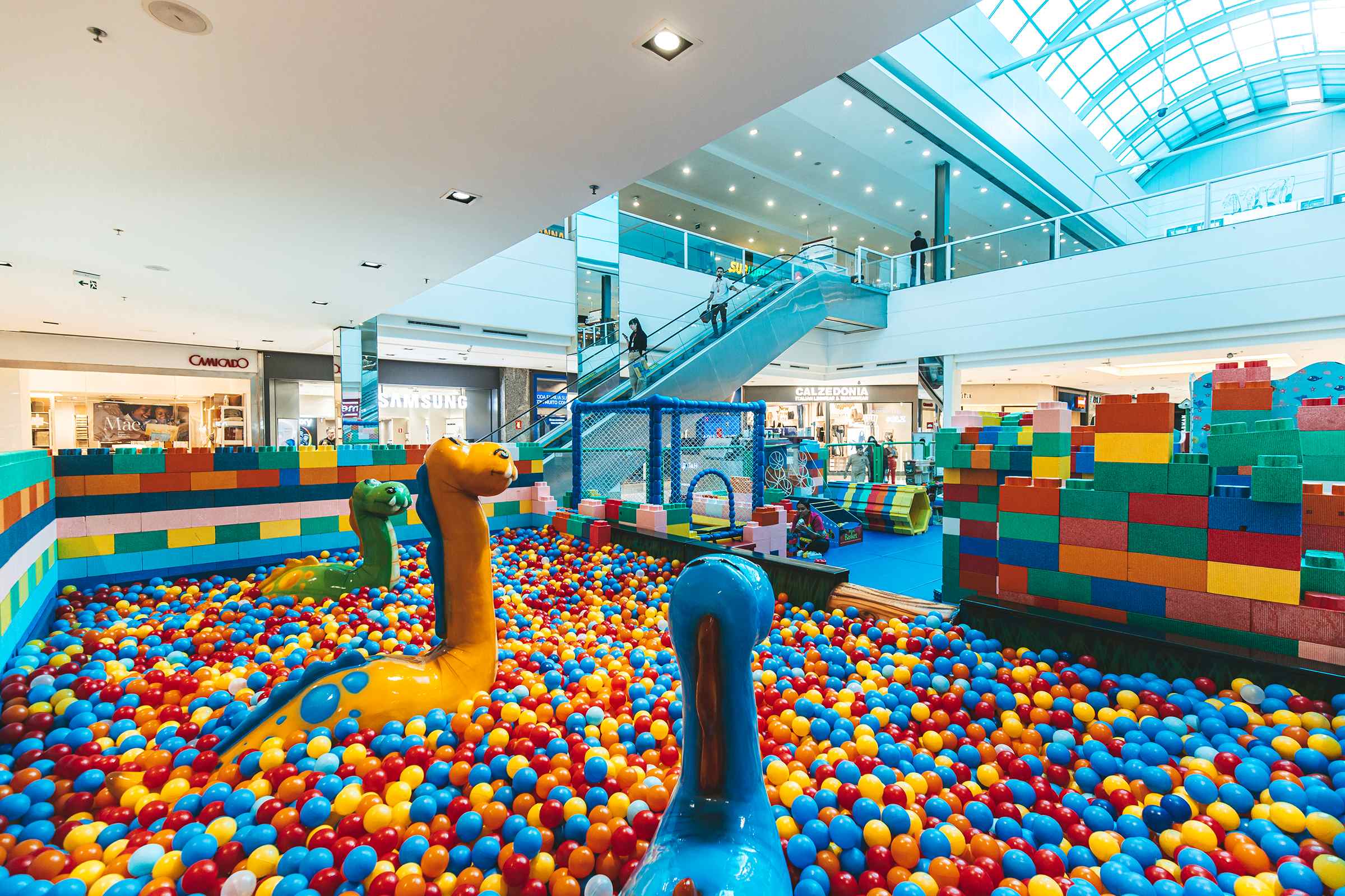 Últimos dias da atração Mundo dos Blocos no Flamboyant Shopping